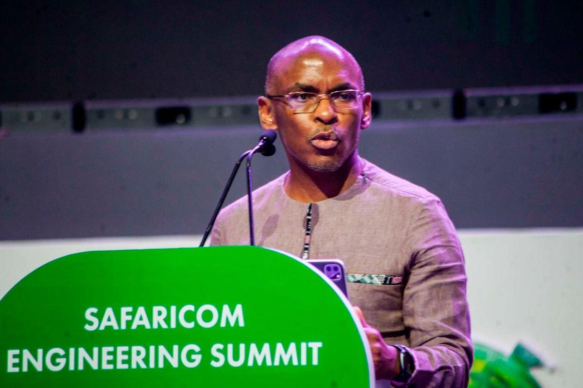 Safaricom Challenges Starlink’s Entry into Kenya, Calls for Government Review of Satellite Licenses