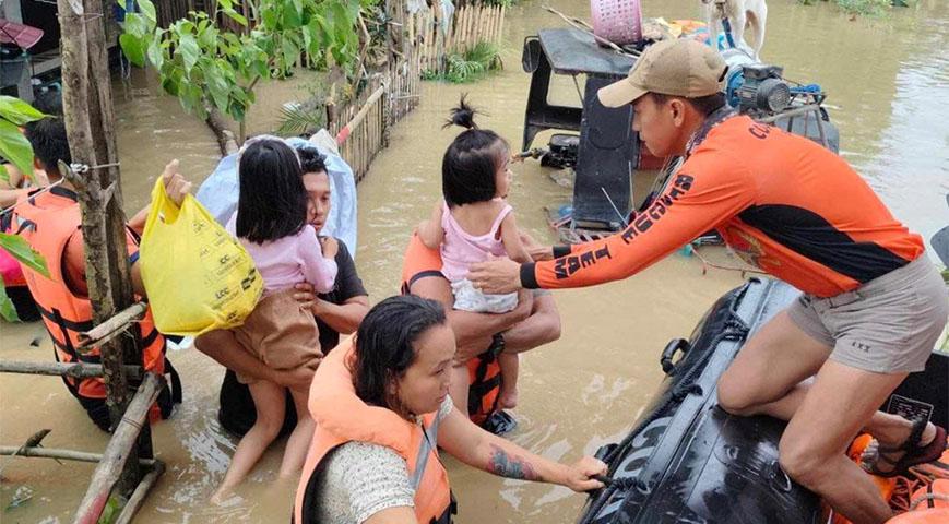 Tropical Storm Trami Forces 150,000 to Evacuate, 26 Dead in the Philippines