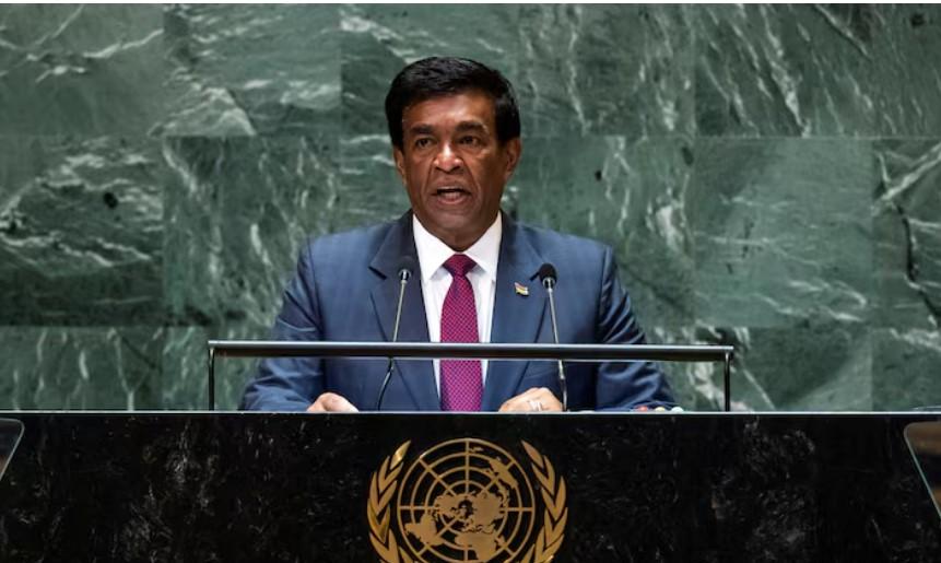 Mauritius Blocks Social Media Amid Wiretapping Scandal Before Election