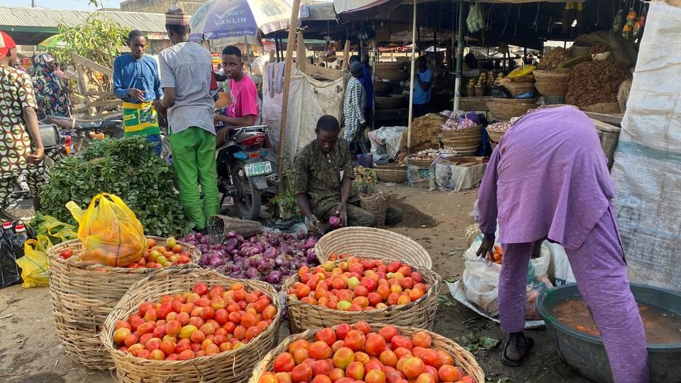 Nigeria's Inflation Surges to Over 33% in October Amid Reforms