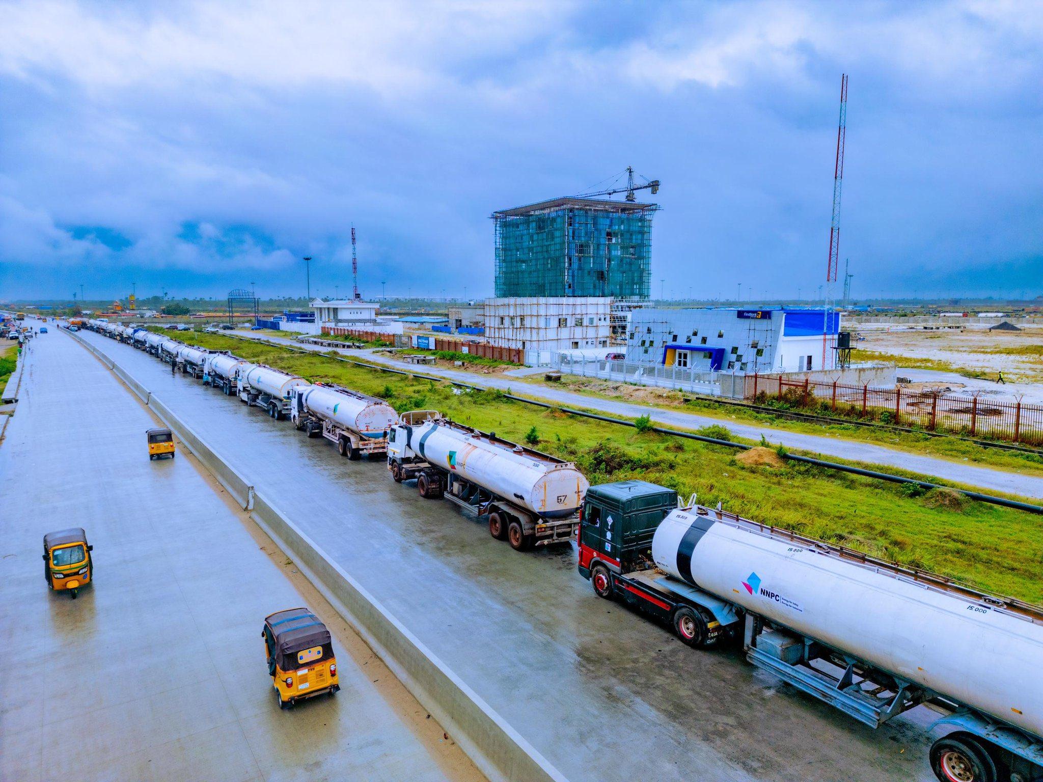 Petrol Price Falls to N835 as Dangote Refinery Cuts Rate Again