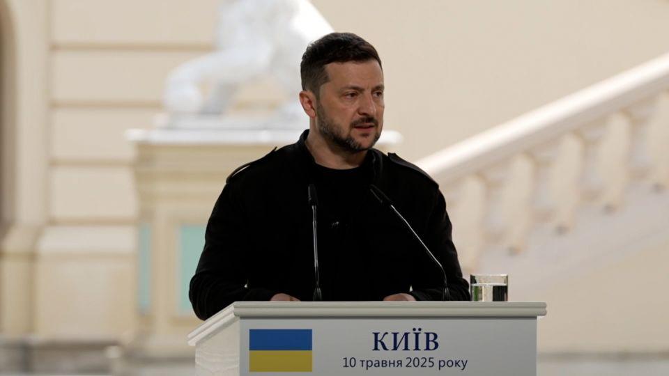 Zelensky Agrees to Meet Putin as Ceasefire Demands Go Ignored