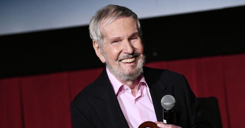 Oscar-Winning Filmmaker Robert Benton Dies at 92 in Manhattan