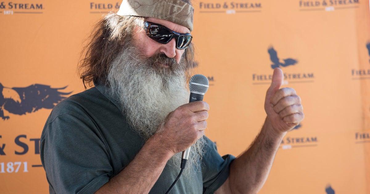 “Duck Dynasty” Patriarch Phil Robertson Dies at Age 79