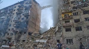 Russian Strikes Kill 14 in Kyiv as Ukraine Faces Deadliest Attack