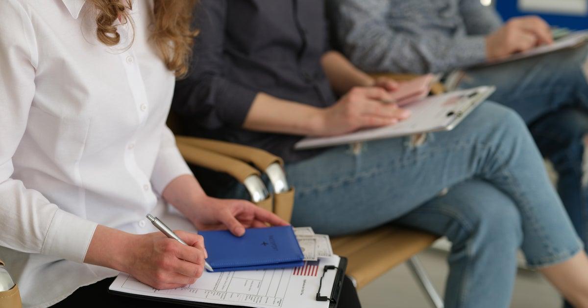 U.S. Tightens Social Media Rules for Student Visa Applicants