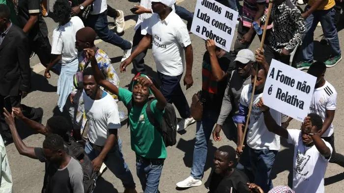 22 Killed, Over 1,200 Arrested in Angola Fuel Price Protests