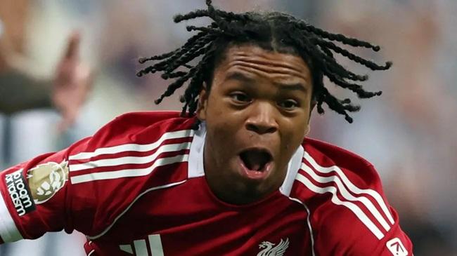 Teenager Ngumoha Scores Historic 100th-Minute Winner for Liverpool
