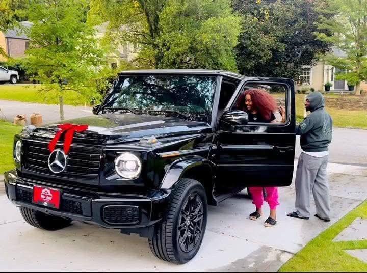 Davido Surprises Chioma With Brand-New 2025 Mercedes-Benz G-Wagon